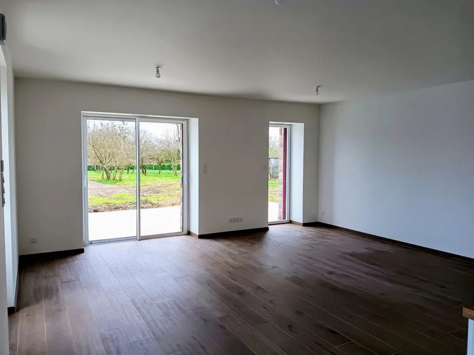 Maison à louer, 103m², Lieuron