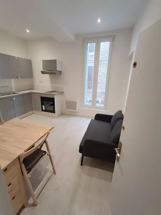 Appartement à louer, 28m², Apt