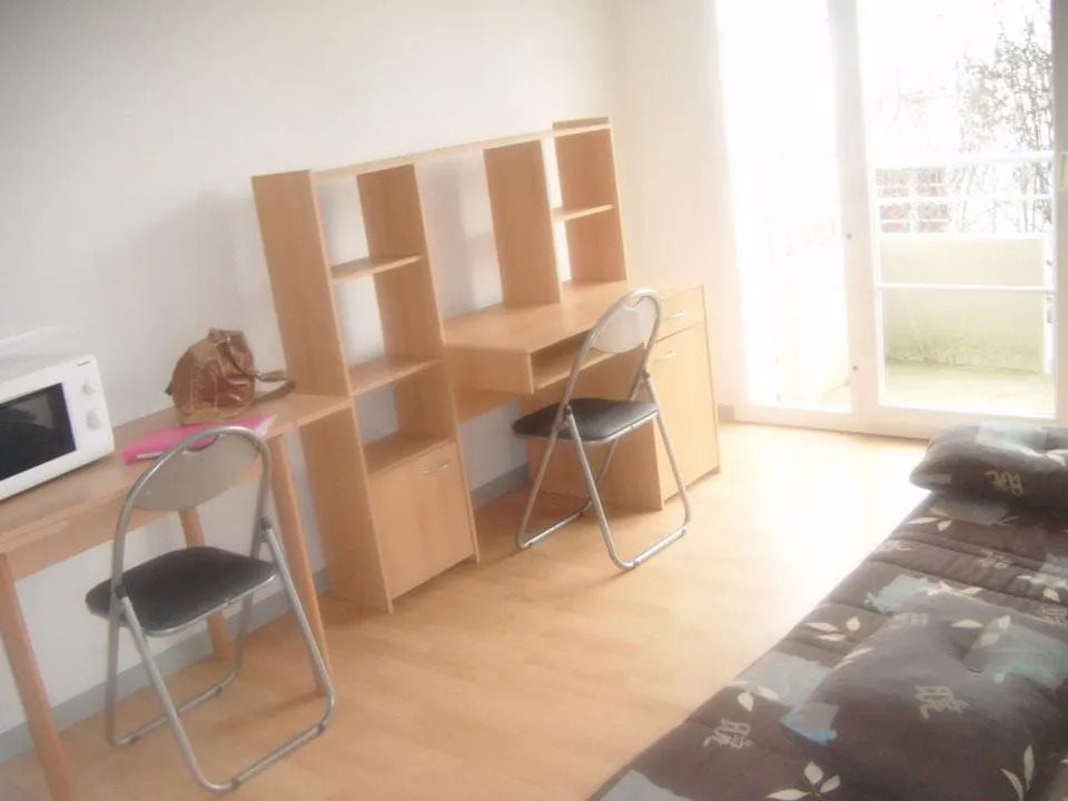 Appartement à louer, 18m², Pau