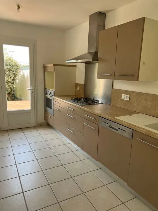 Maison à louer, 108m², Rochefort
