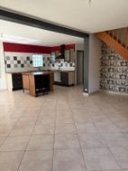 Maison à louer, 140m², Trieux