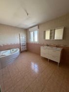 Maison à louer, 140m², Trieux