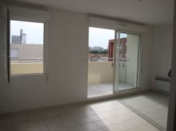 Appartement à louer, 46m², Nîmes
