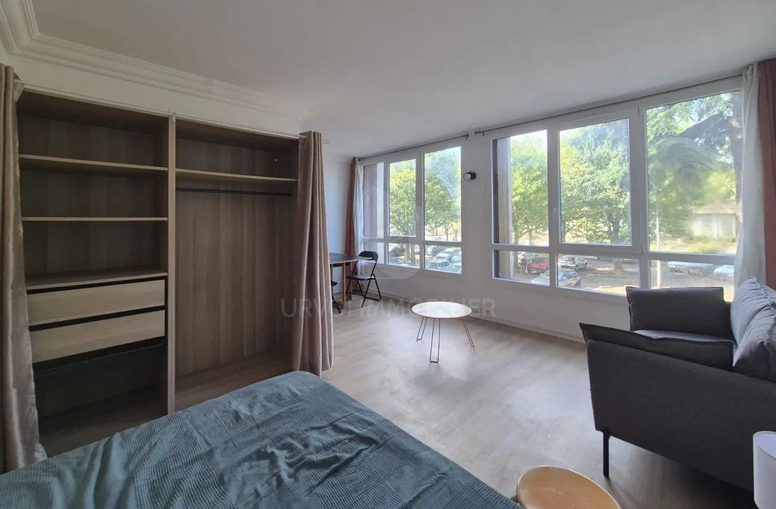 Appartement à louer, 27m², Meudon