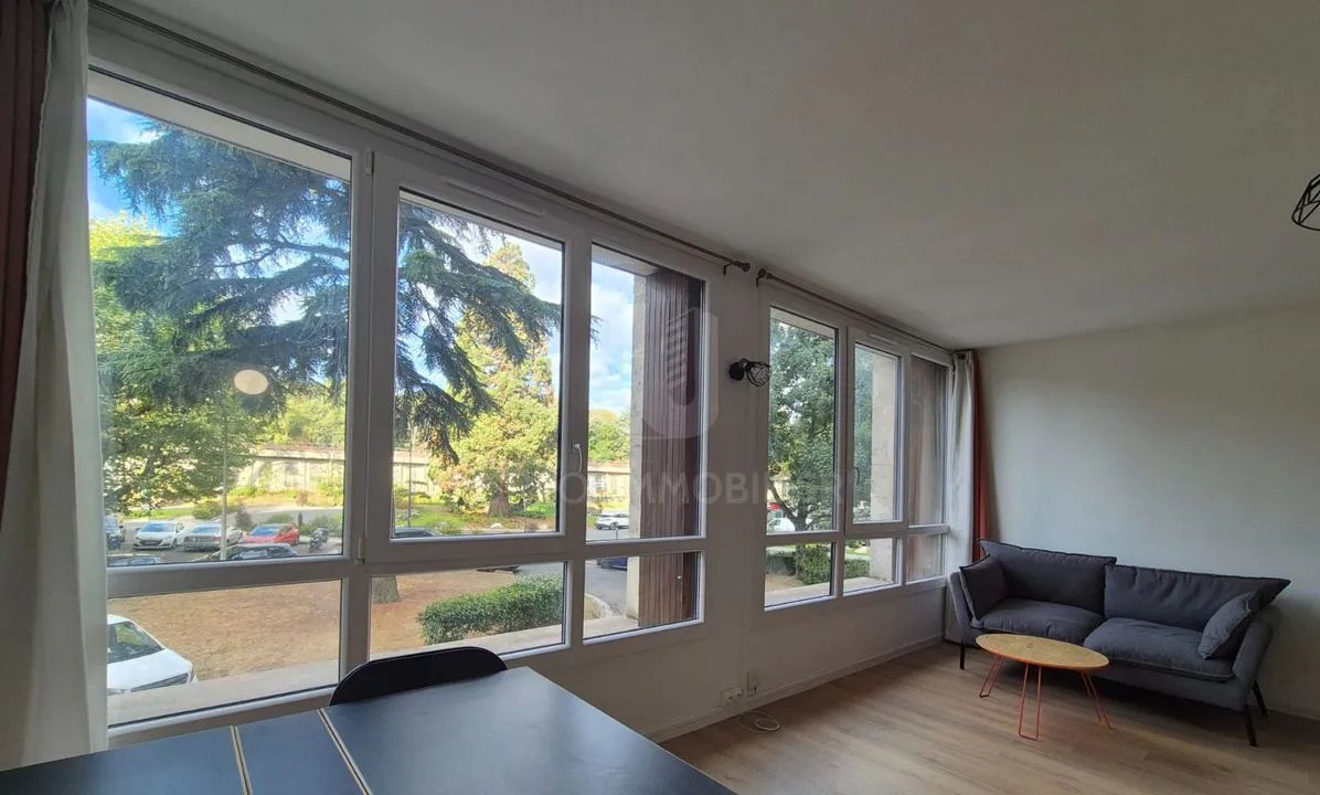 Appartement à louer, 27m², Meudon
