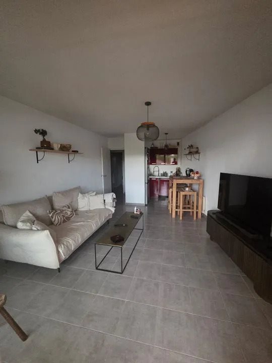 Appartement à louer, 49m², Fréjus