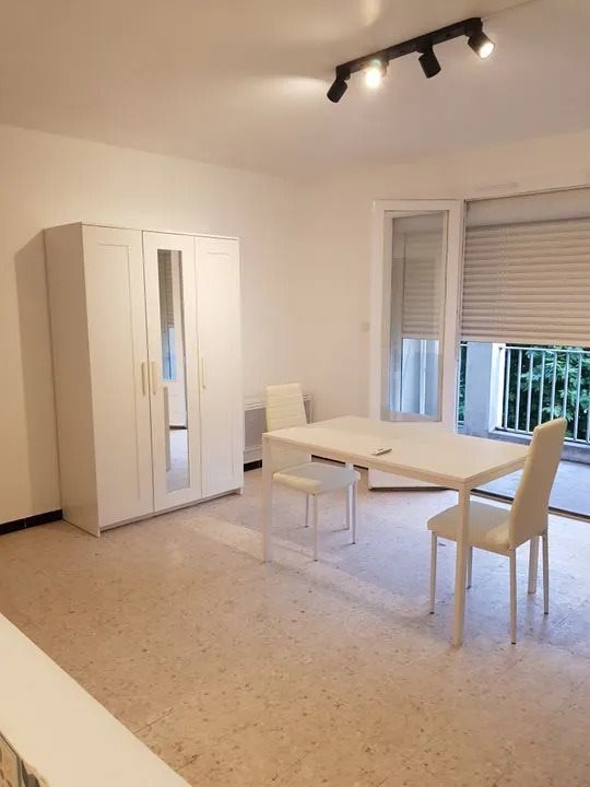 Appartement à louer, 27m², Bagnols-sur-Cèze