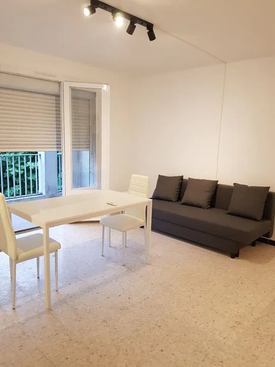 Appartement à louer, 27m², Bagnols-sur-Cèze