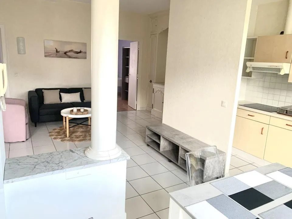 Appartement à louer, 70m², Pau