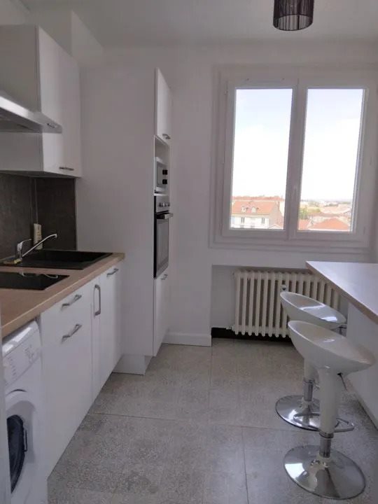 Appartement à louer, 57m², Roanne
