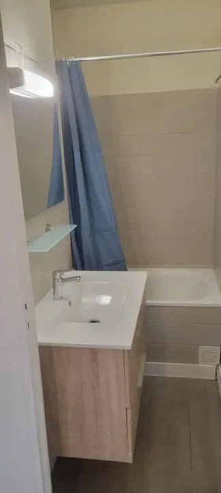 Appartement à louer, 59m², Fontaine