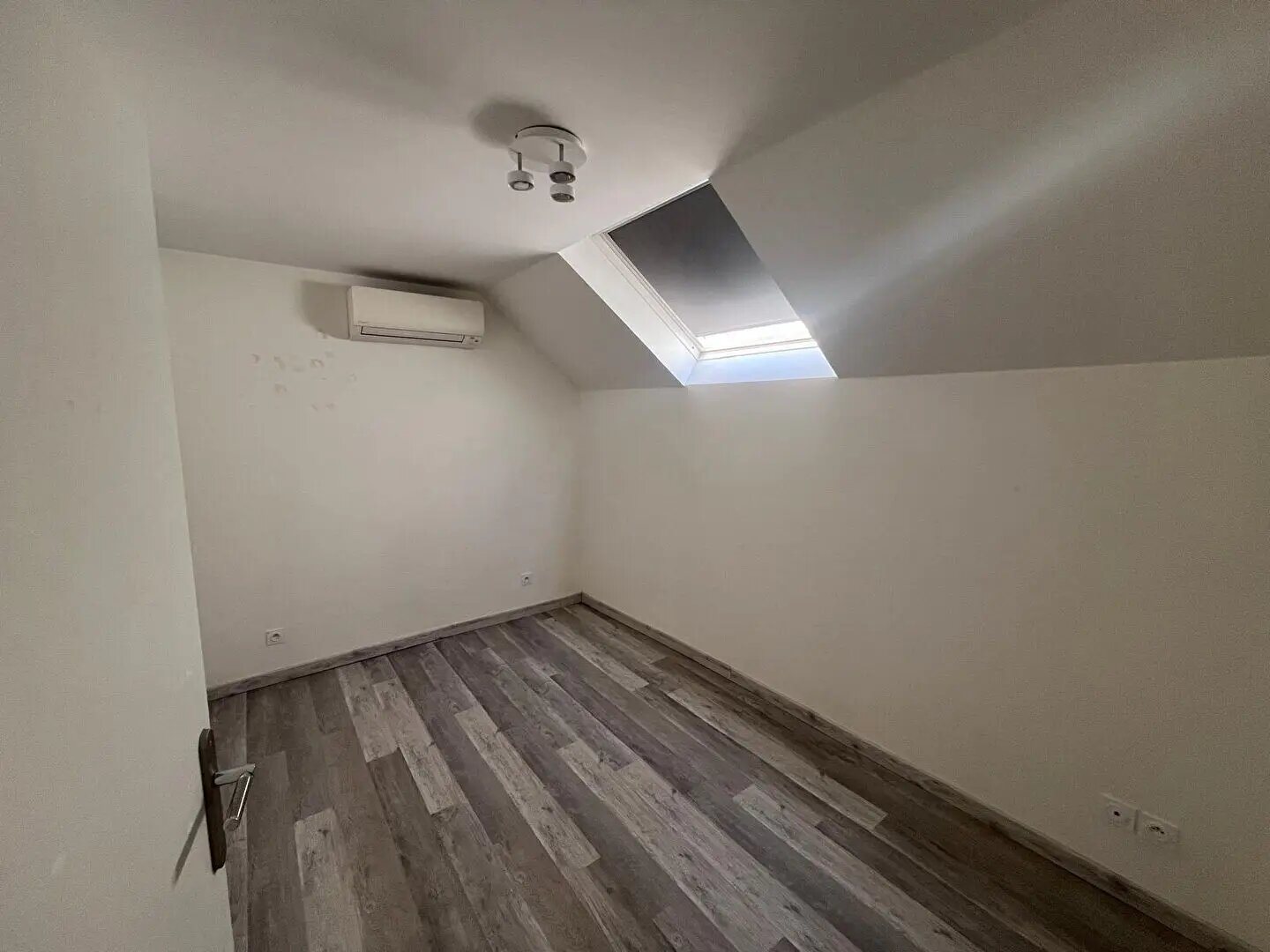 Appartement à louer, 79m², Saint-Nom-la-Bretèche