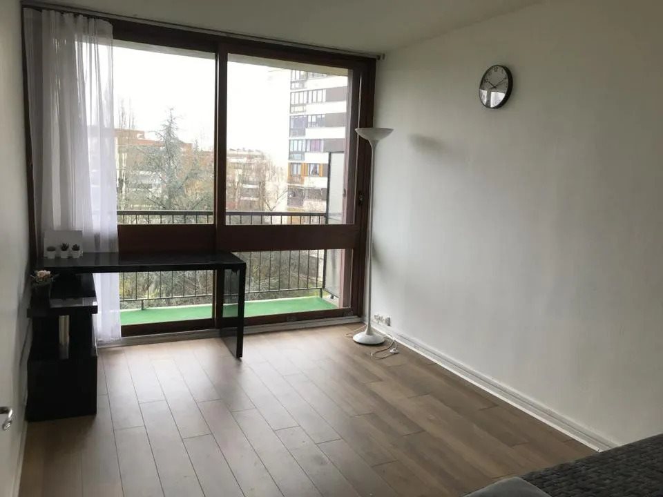 Appartement à louer, 27m², Fontenay-le-Fleury