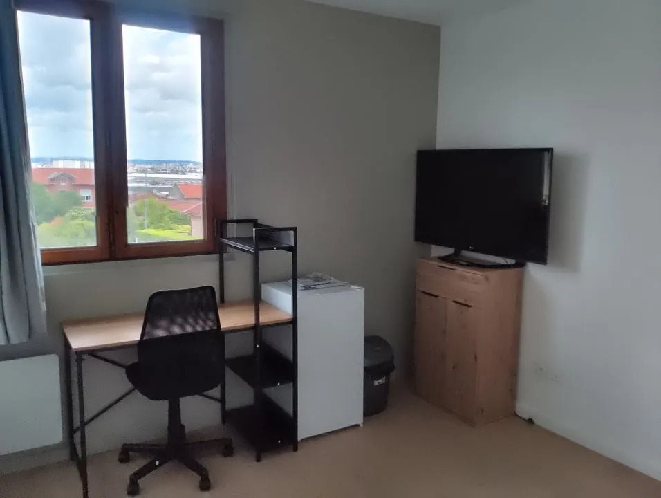 Appartement à louer, 18m², Vénissieux