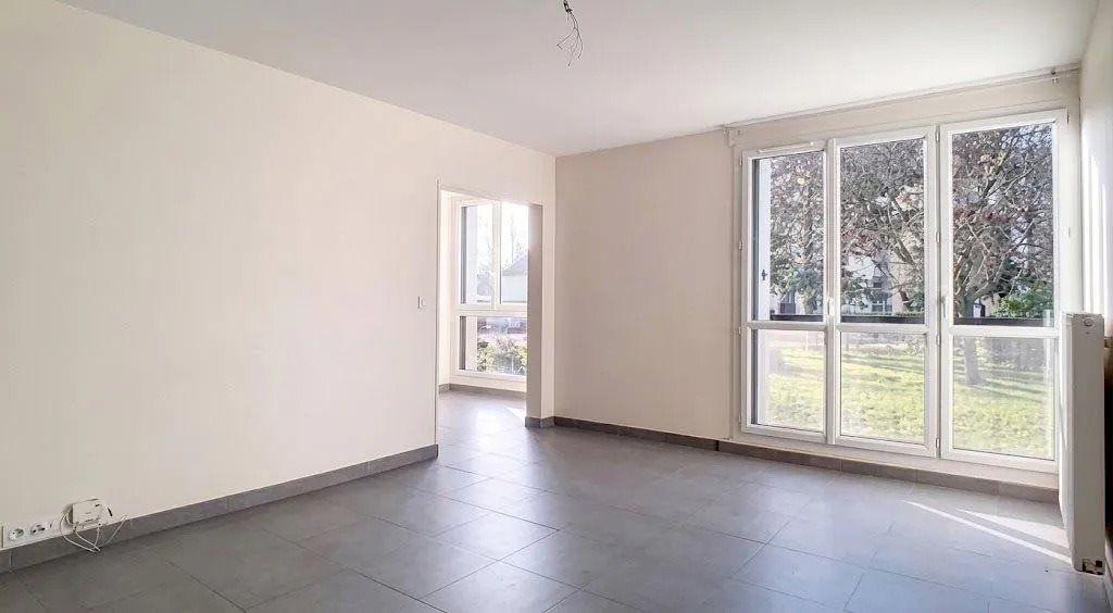 Appartement à louer, 74m², Orléans
