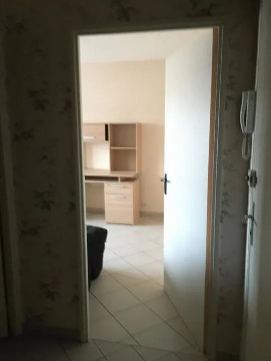 Appartement à louer, 28m², Reims