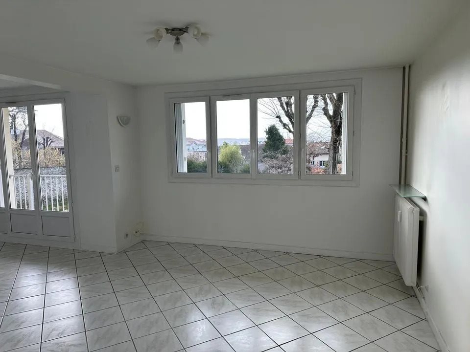 Appartement à louer, 89m², Taverny