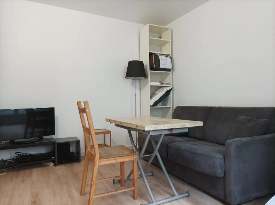 Appartement à louer, 16m², Paris 9ème
