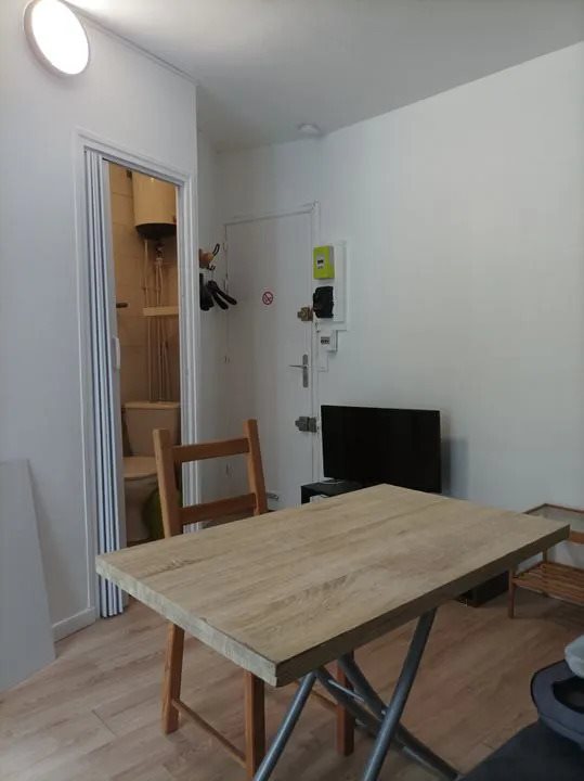 Appartement à louer, 16m², Paris 9ème
