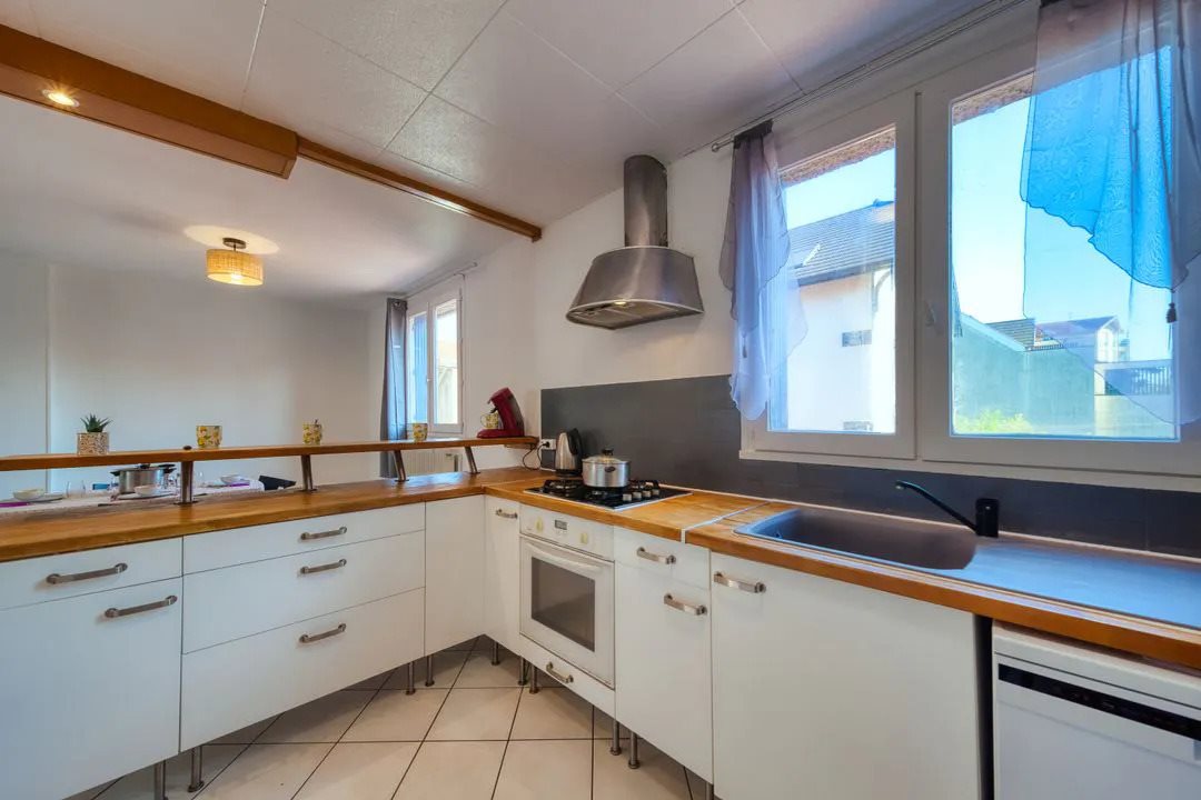 Appartement à louer, 90m², Fontaine