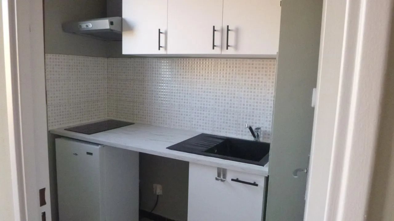 Appartement à louer, 24m², Nîmes