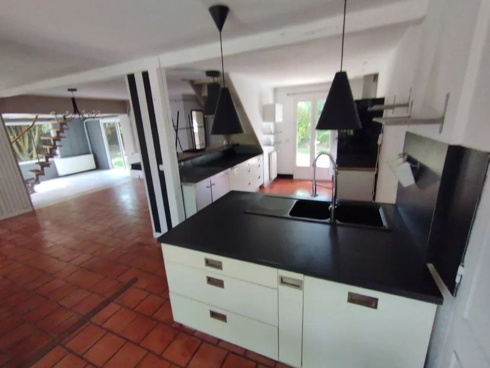 Maison à louer, 170m², Cairon