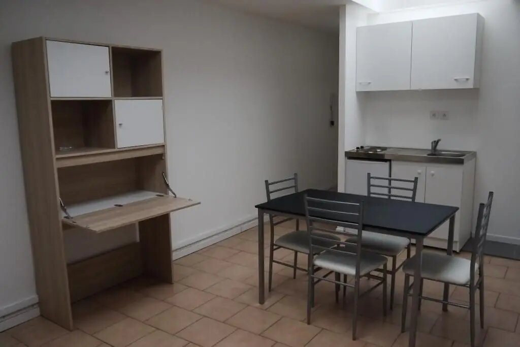 Appartement à louer, 28m², Loos