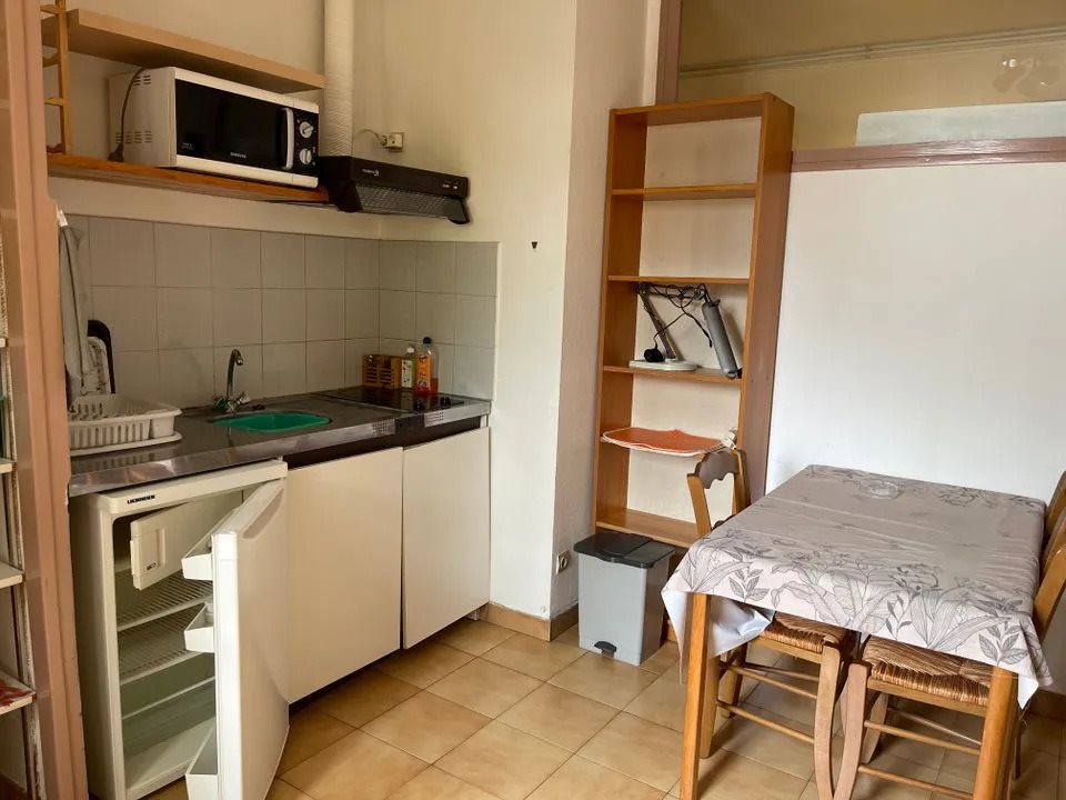 Appartement à louer, 18m², Vénissieux