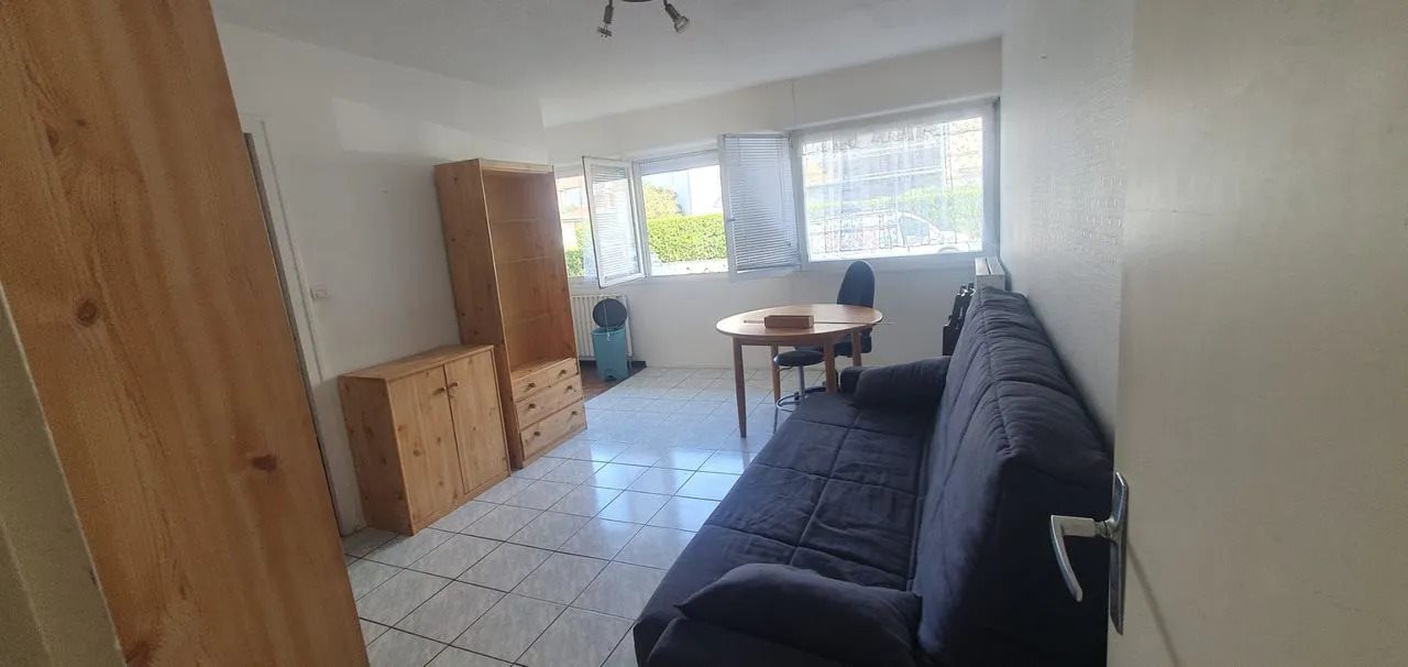 Appartement à louer, 27m², Talence