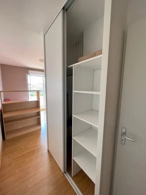 Appartement à louer, 18m², Talence