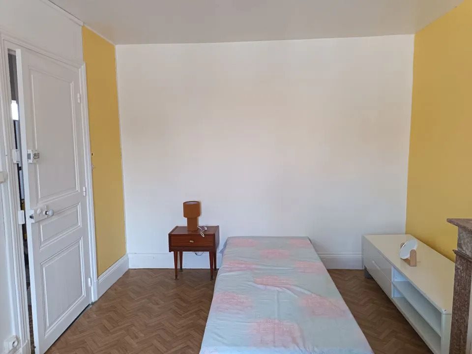 Appartement à louer, 14m², Rochefort