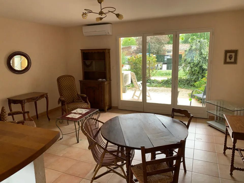 Appartement à louer, 67m², Pechbonnieu