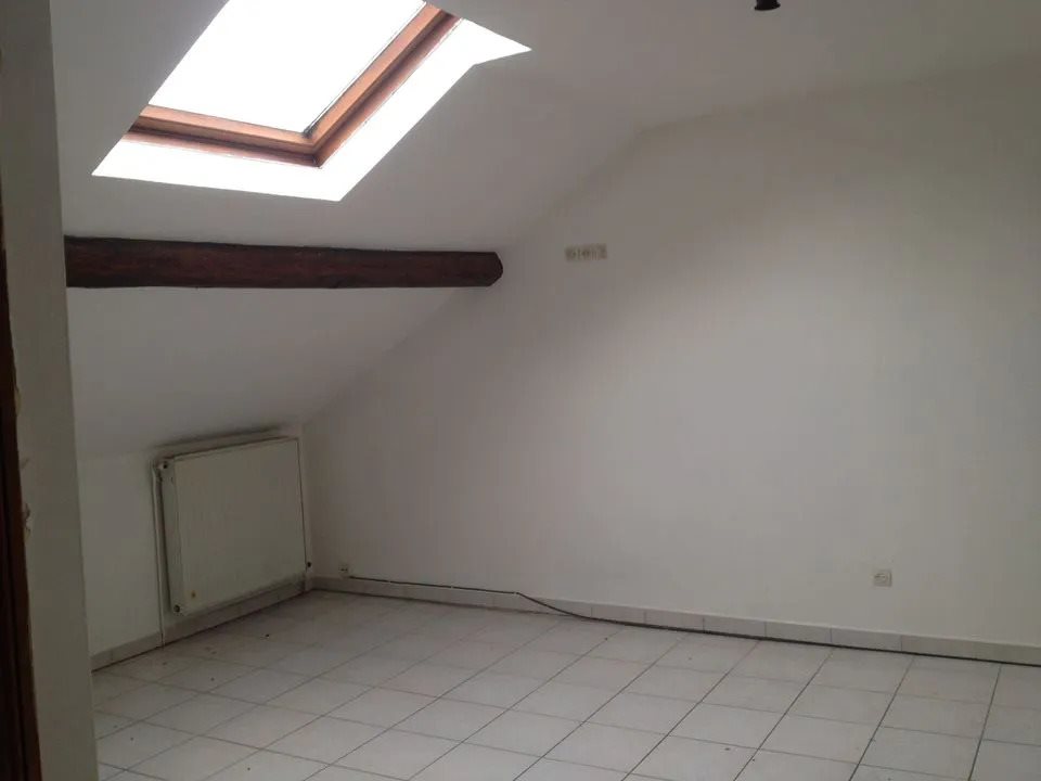 Appartement à louer, 40m², Cosnes-et-Romain