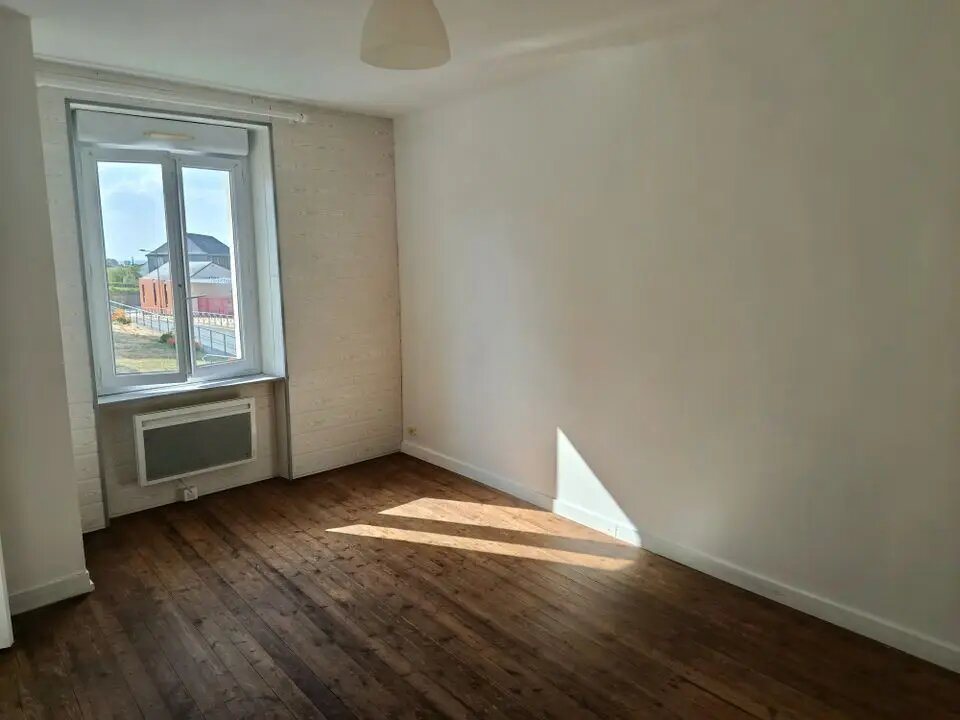 Maison à louer, 71m², Chemillé