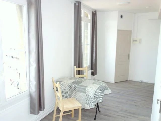Appartement à louer, 28m², Elbeuf