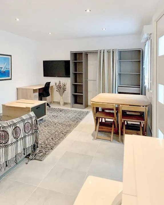 Appartement à louer, 22m², Marseille 16ème