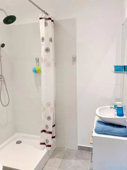 Appartement à louer, 22m², Marseille 16ème