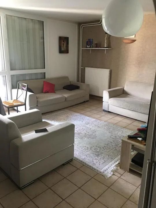 Appartement à louer, 80m², Évry-Courcouronnes