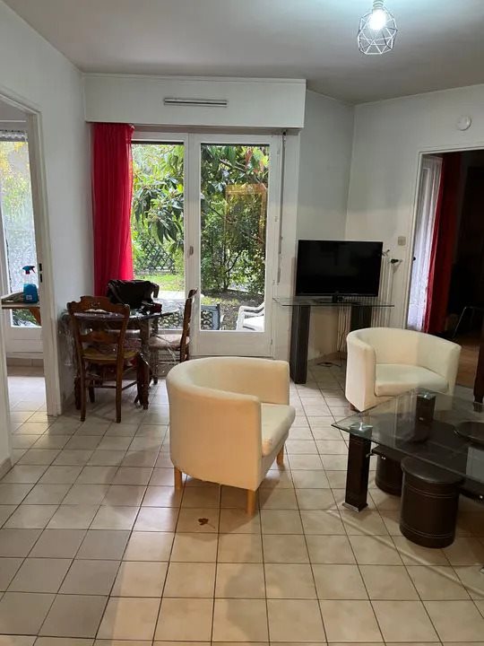 Appartement à louer, 45m², Clichy