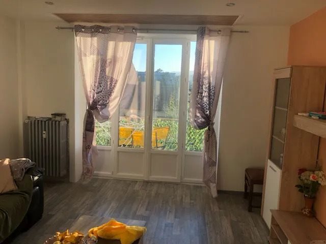 Appartement à louer, 82m², Roussillon