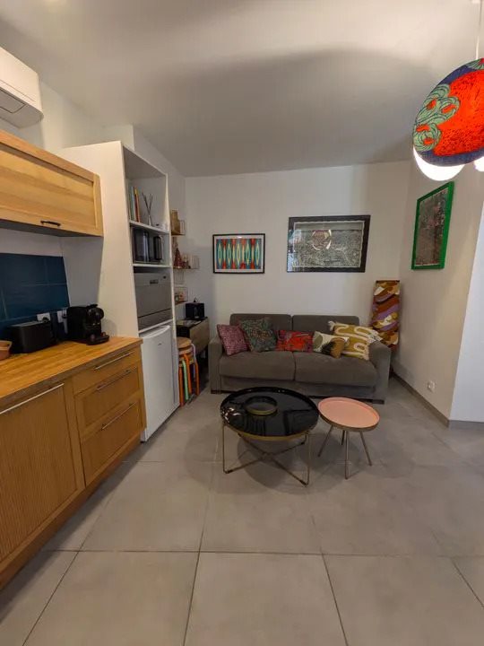 Appartement à louer, 26m², Nîmes
