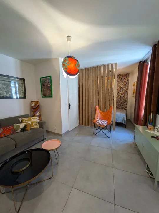 Appartement à louer, 26m², Nîmes