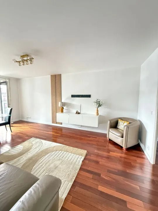 Appartement à louer, 82m², Nanterre