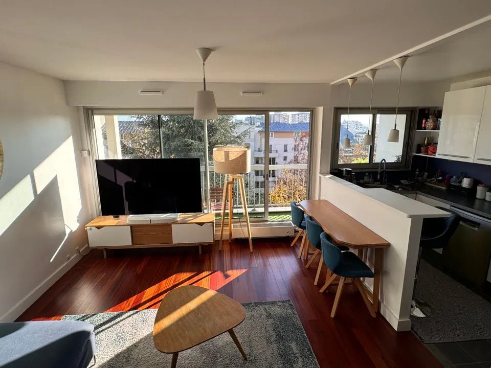 Appartement à louer, 61m², Courbevoie