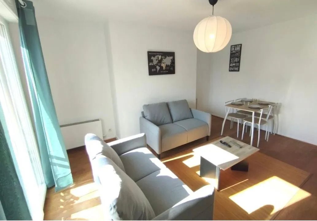 Appartement à louer, 80m², Saint-Priest