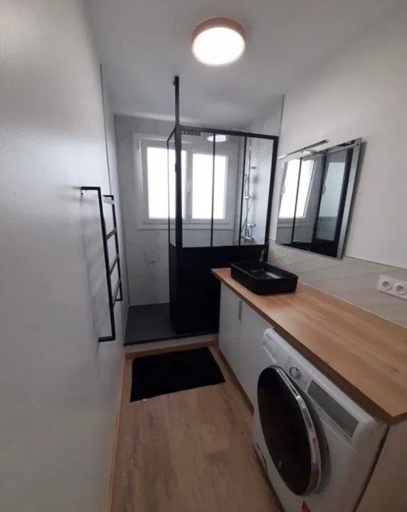 Appartement à louer, 80m², Saint-Priest