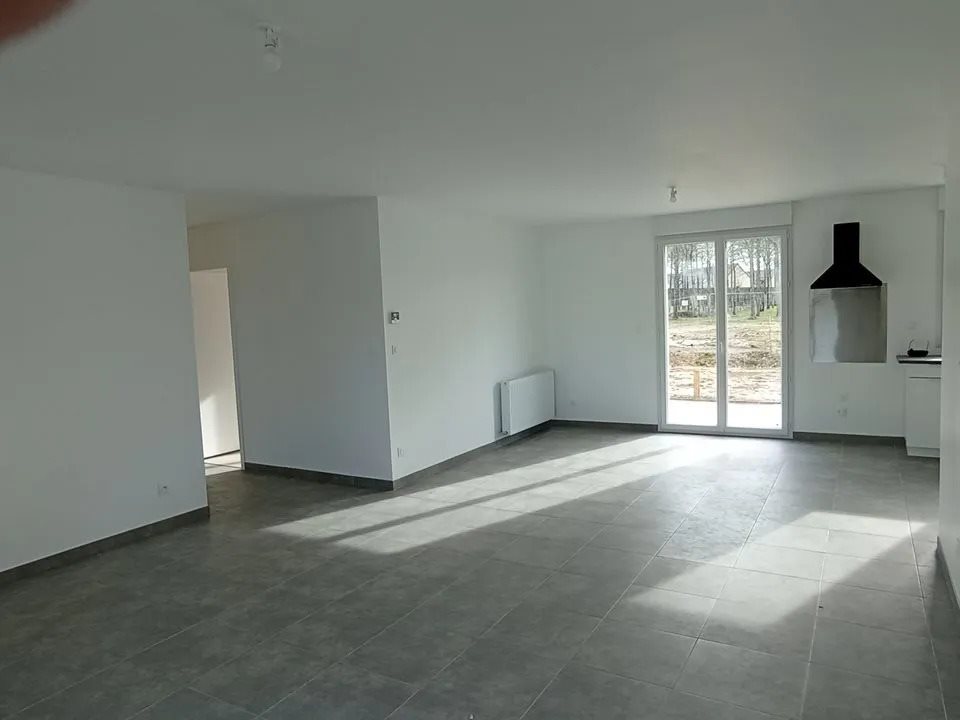 Maison à louer, 83m², Escoville