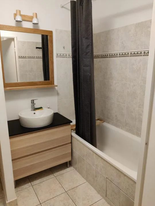 Appartement à louer, 47m², Châtillon