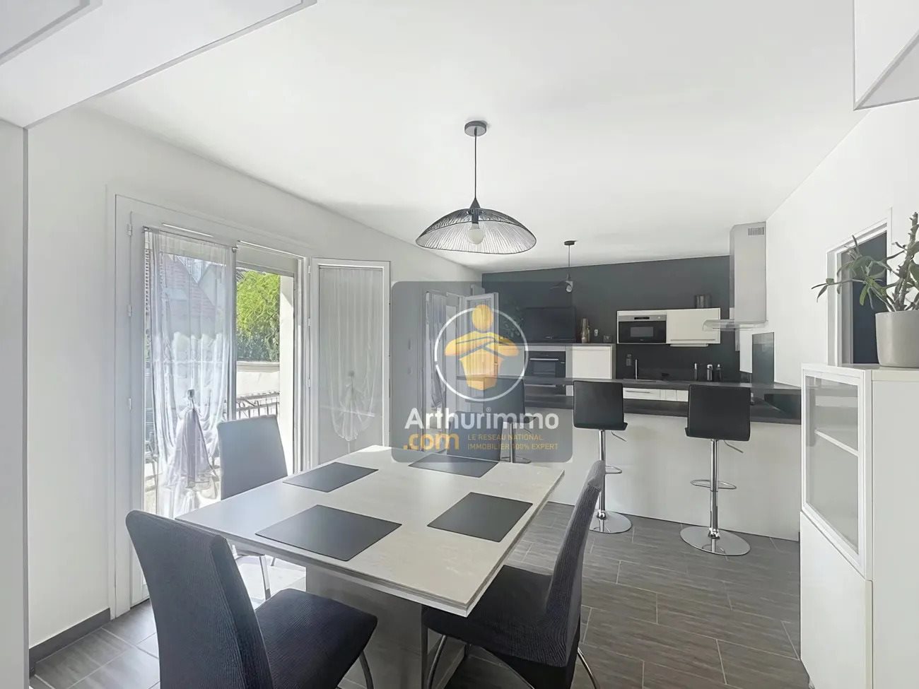 Maison à vendre, 0m², Ormesson-sur-Marne