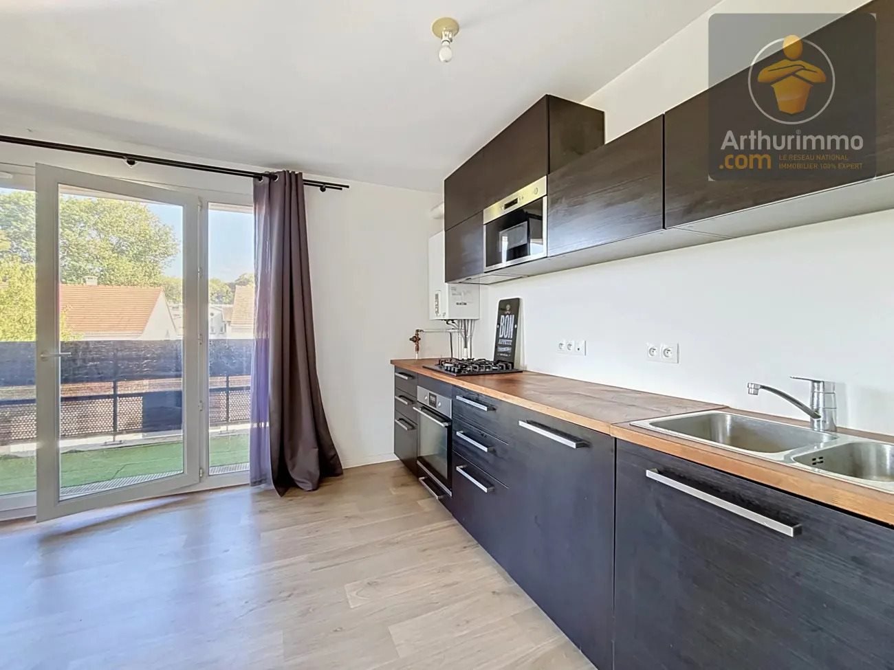 Appartement à vendre, NaNm², Santeny